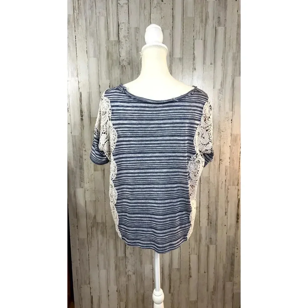 We The‎ Free Women's Size Medium Blue/White Striped Crochet Lace Top